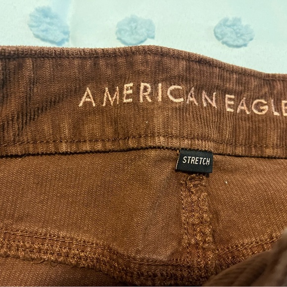 American Eagle brown corduroy wide bottom size 8 - Picture 4 of 7